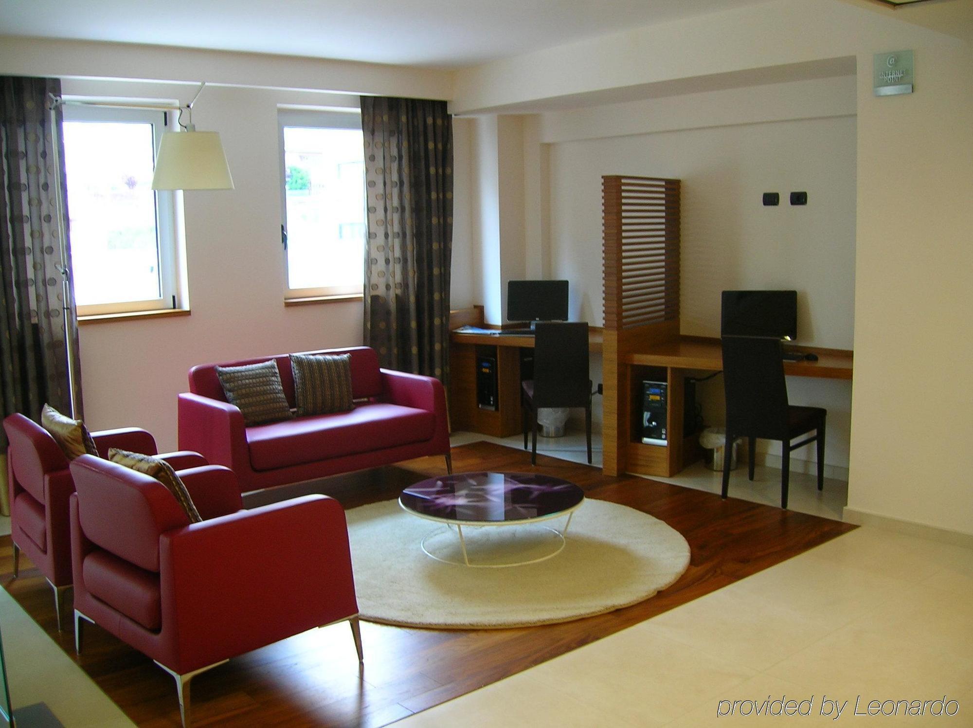 Holiday Inn Salerno-Cava De' Tirreni By Ihg Exterior foto